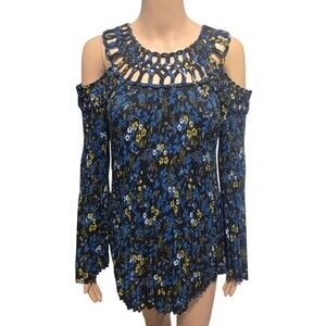 Kate & Mallory XS women's ribbed long sleeve peekaboo shoulder blouse floral